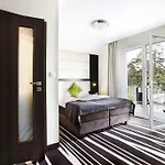 Bed & Breakfast Jasny Brzeg & 4*