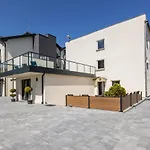 Bed & Breakfast Jasny Brzeg &