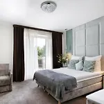 Jasny Brzeg & Bed and Breakfast Władysławowo