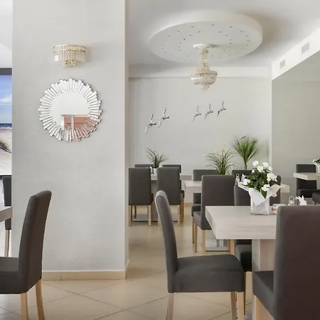 Jasny Brzeg Bed & Breakfast *